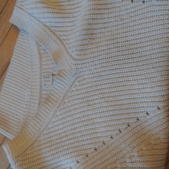 Cozy Sweatshirt - Picture 2 of 2